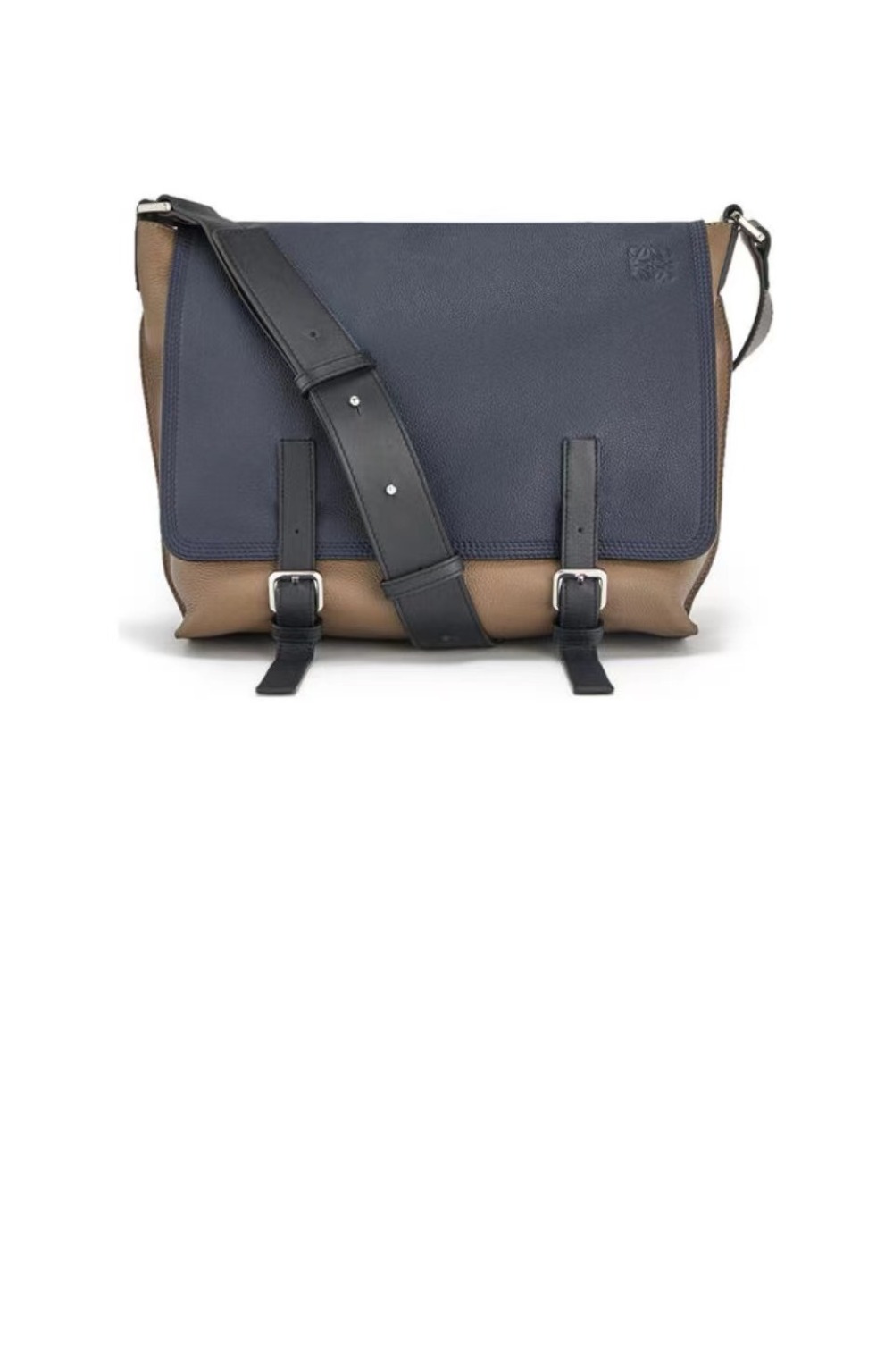 로에베 밀리터리 메신저 백 - 소프트 그레인 카프스킨