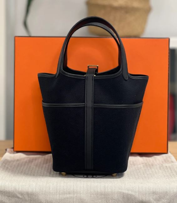 에르메스 피코탄 카고