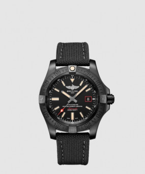 브라이틀링 어벤저 블랙버드 44 V1731110