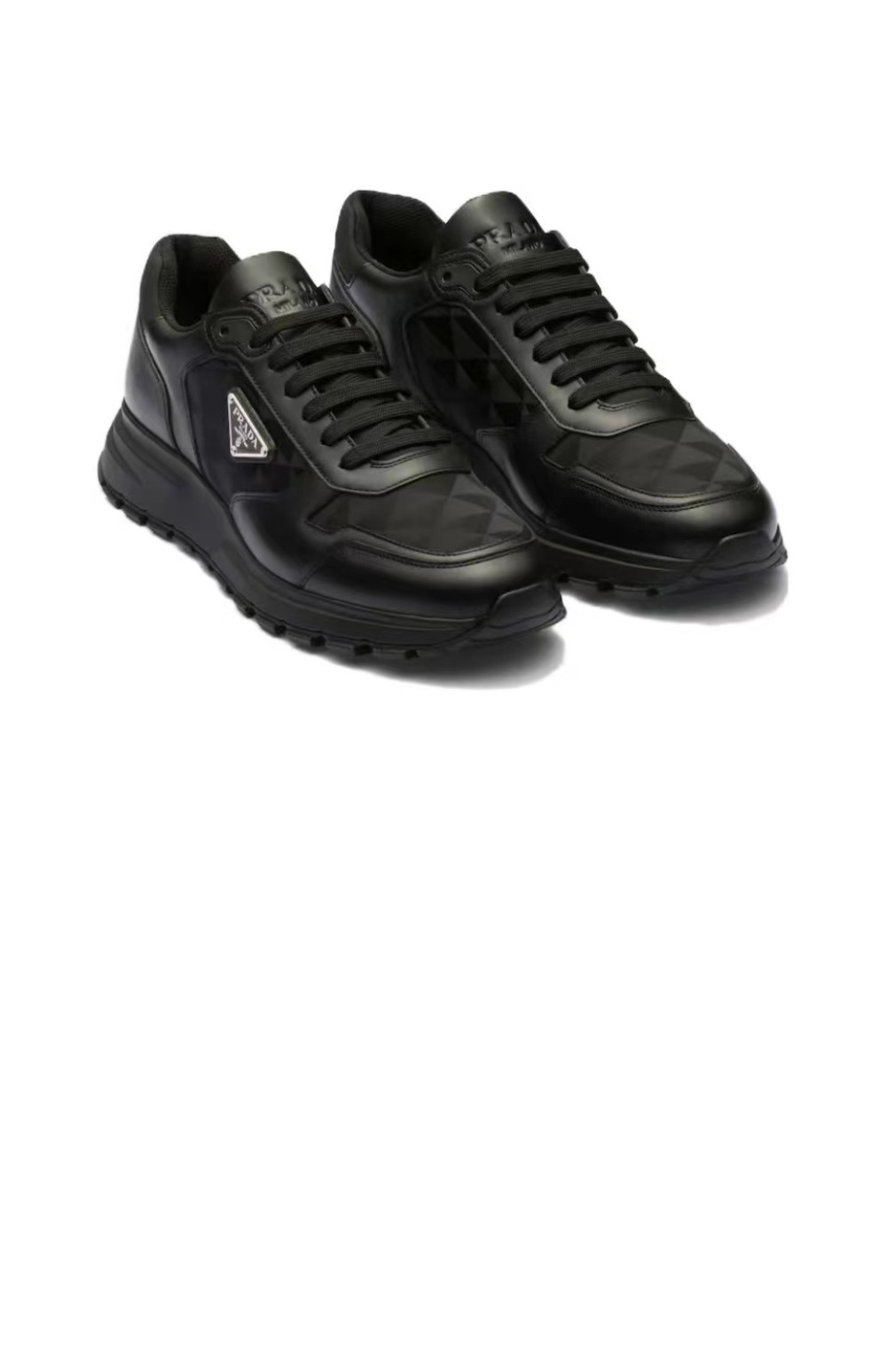 프라다 리나일론 하이탑 스니커즈 2EE390