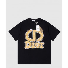 디올 로고 프린트 반팔