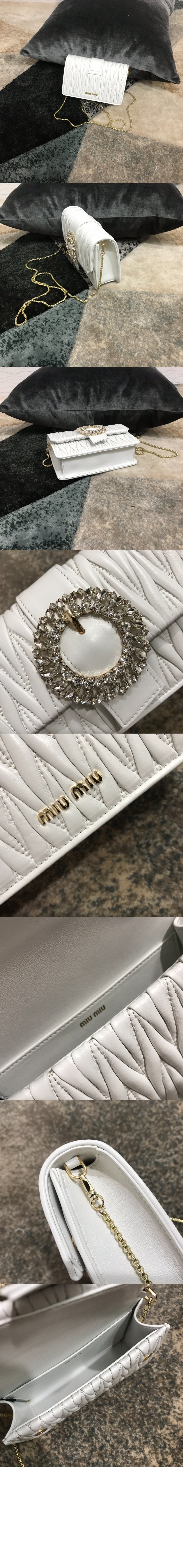 미우미우 마테라쎄 미니백 5BH095