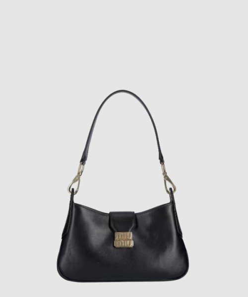 미우미우 겨드랑이 가방 5BC151