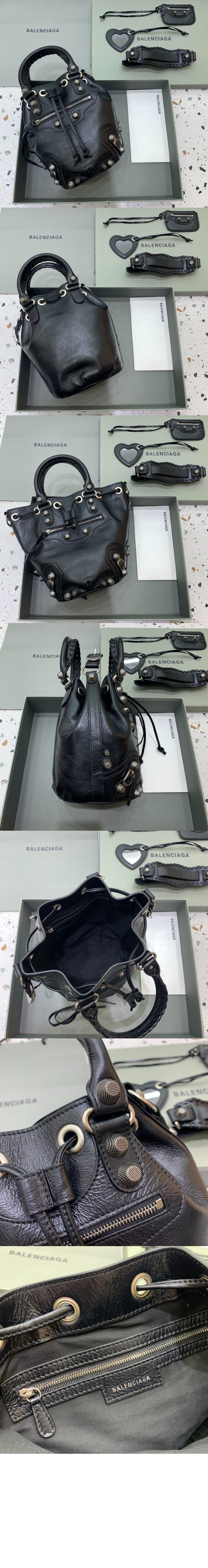 발렌시아가 르카골 스몰 버킷백 702432