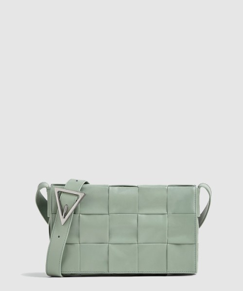 보테가베네타 카세트 667298