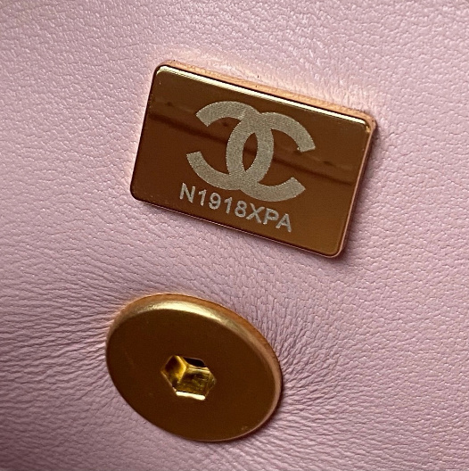 샤넬 23A 미니 플랩백 AS4165 / 11X18X7cm