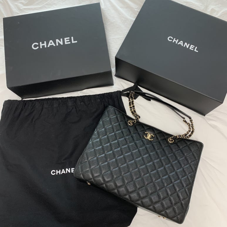 샤넬 25C 크루즈 쇼퍼백 라지 체인 클래식 사각백 캐비어 금장
