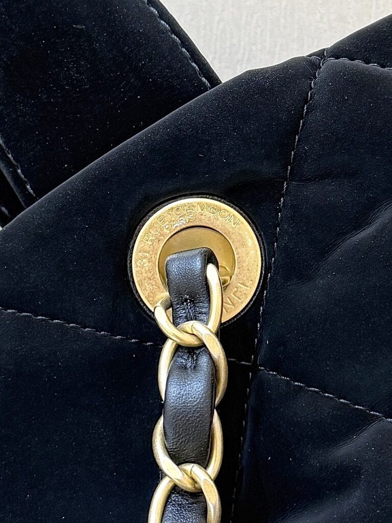 샤넬 보우 백 AS5851