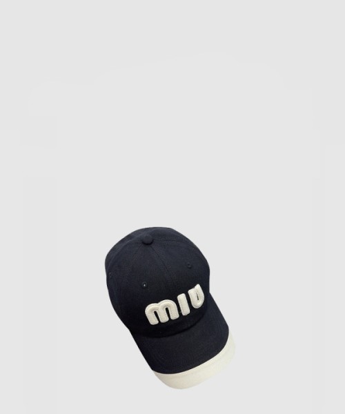 미우미우 베이스볼 캡 5HC243