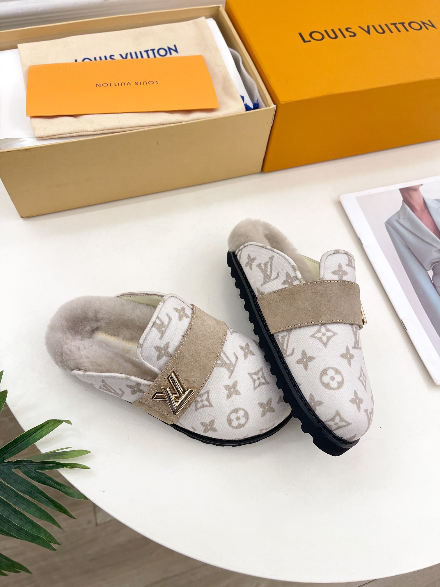 루이비통 LV 코지 컴포트 클로그