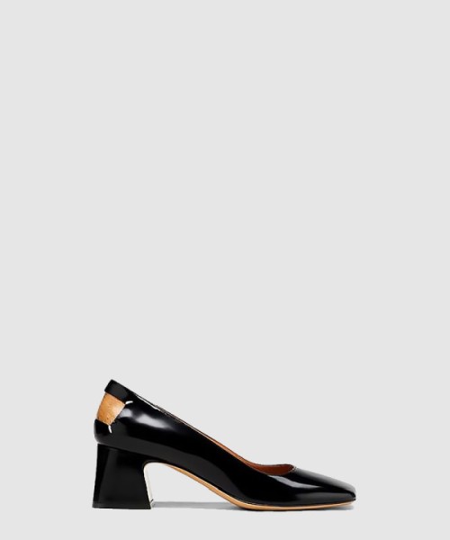 마르지엘라 백 스티치 레더 스퀘어토 펌프스 T8013