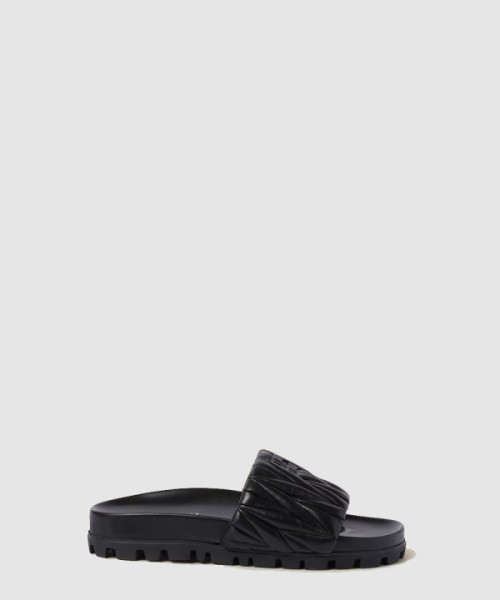 미우미우 마테라쎄 나파 가죽 슬라이드 5XX601