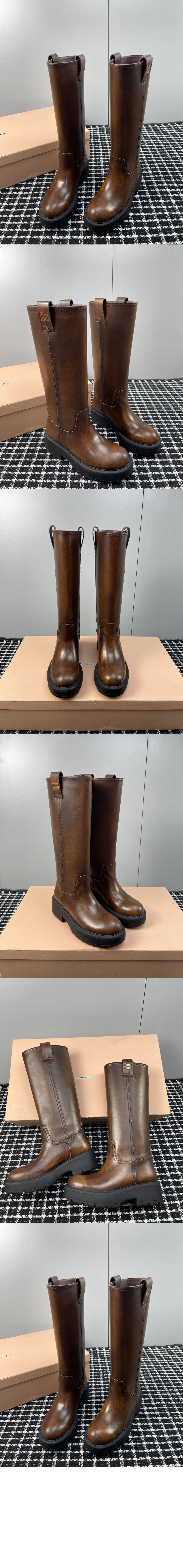 미우미우 퓌메 가죽 부츠 5W971D