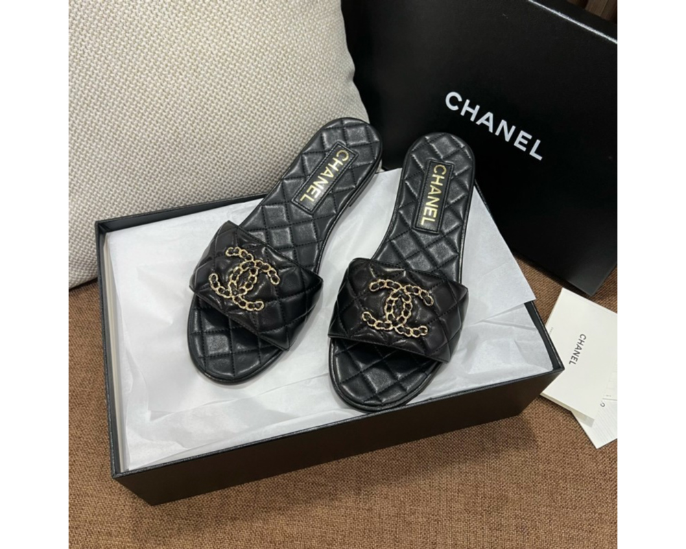 샤넬 CC로고 퀼팅 뮬 슬리퍼 슈즈
