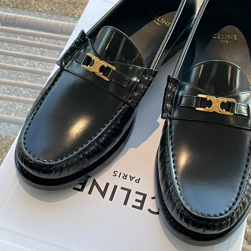 셀린느 루코 트리오페 로퍼