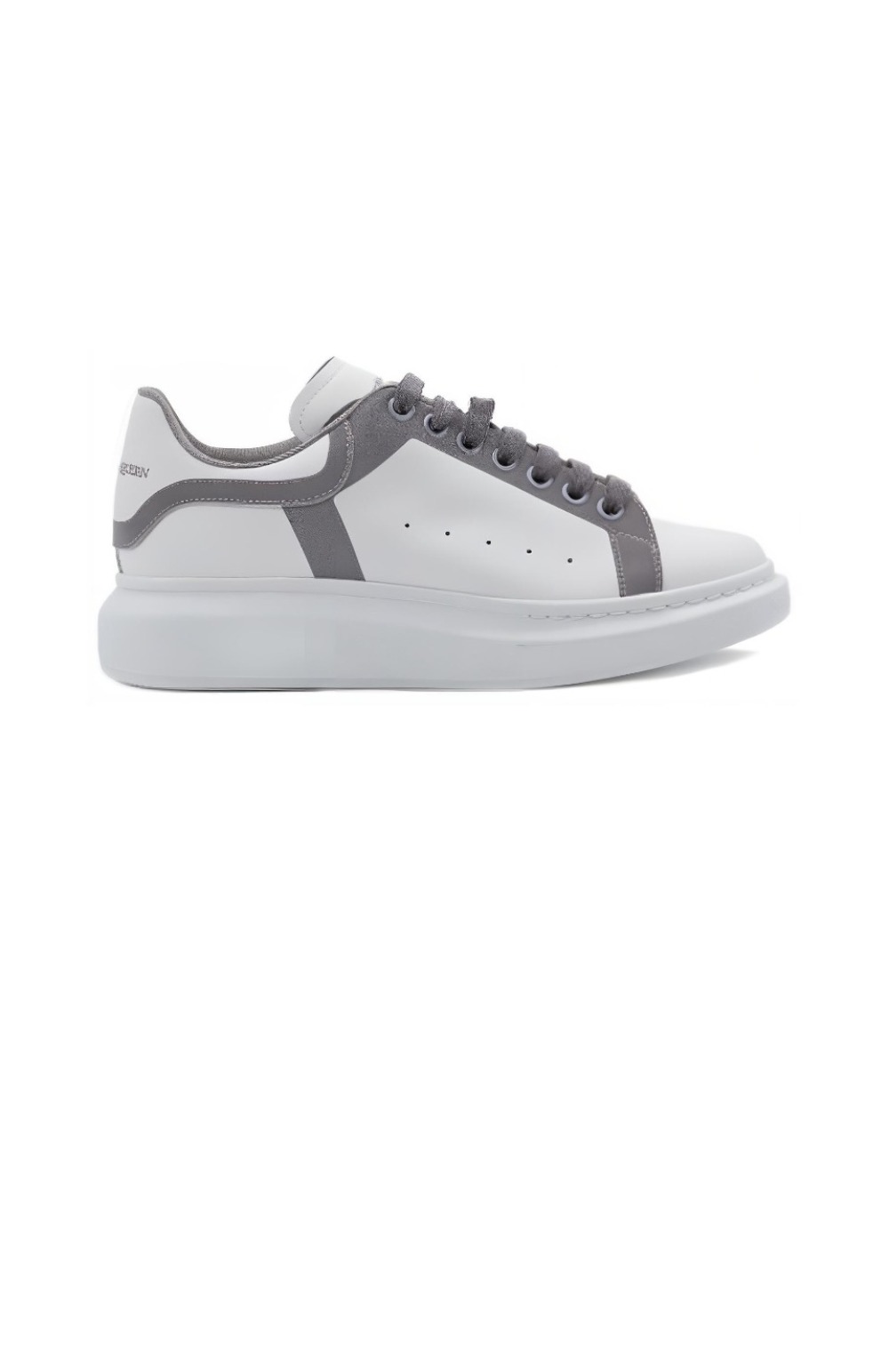 알렉산더맥퀸 스니커즈 662651