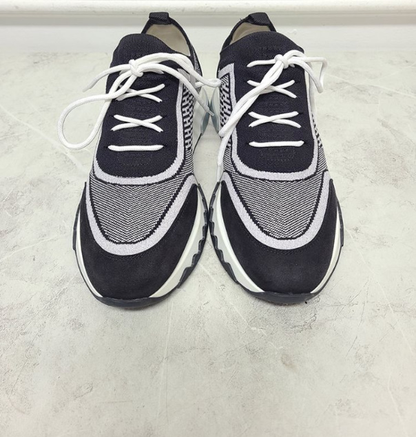 에르메스 블랙 화이트 어딕트 스니커즈