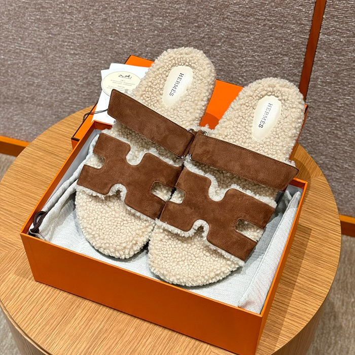 에르메스 시어링 시프레 샌들