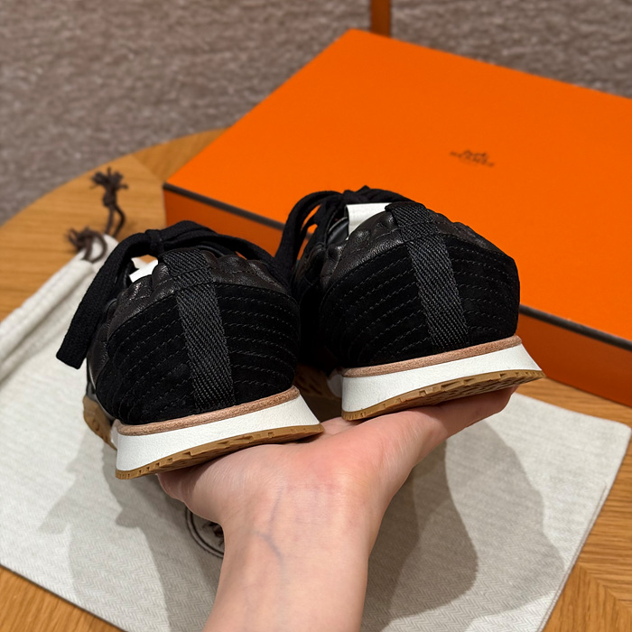 에르메스 제트 스니커즈