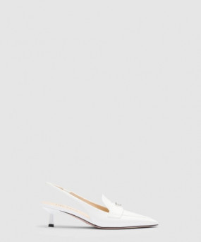 프라다 페이턴트 가죽 슬링백 1D175N