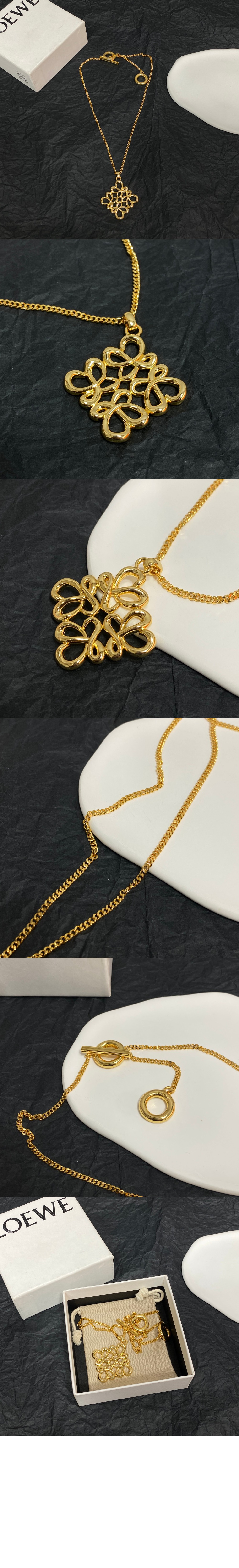 로에베 스몰 펜던트 넥클리스