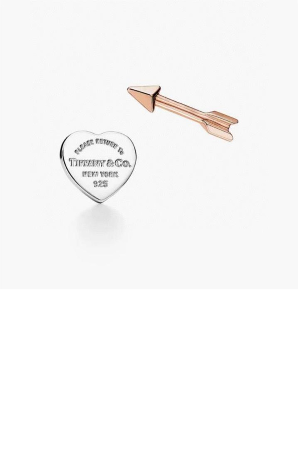 티파니앤코 러브스트럭 하트 태그 귀걸이