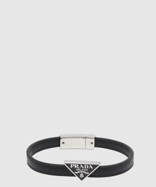 프라다 트라이앵글 로고 레더 브레이슬릿 2IB289