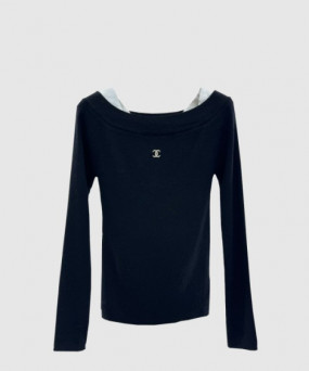 샤넬 로고 니트 상의