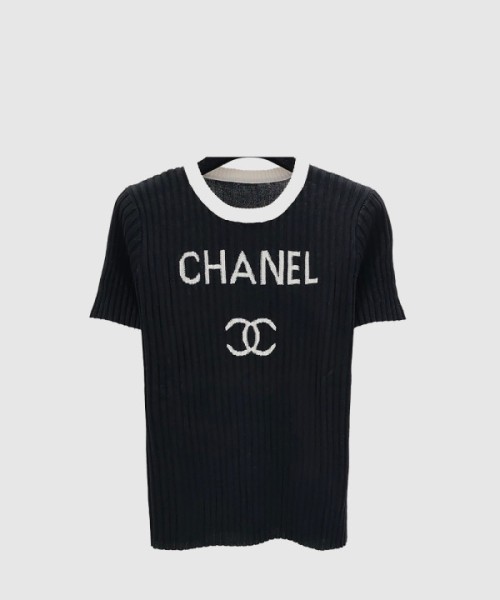 샤넬 로고 프린트 반팔
