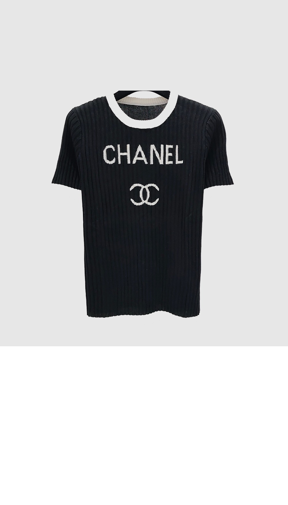 샤넬 로고 프린트 반팔