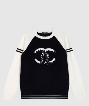 샤넬 로고 프린트 긴팔