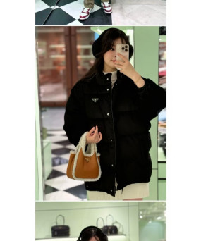 프라다 컨버터블 벨벳 다운 재킷