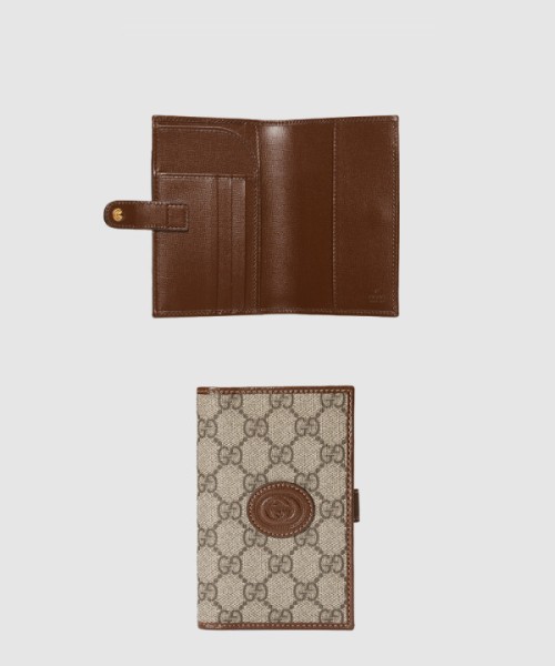 구찌 인터로킹 G 여권지갑 724562