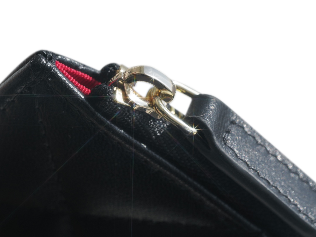 샤넬 19 핸드폰 파우치 지퍼 카드지갑 램스킨 금장 AP1182