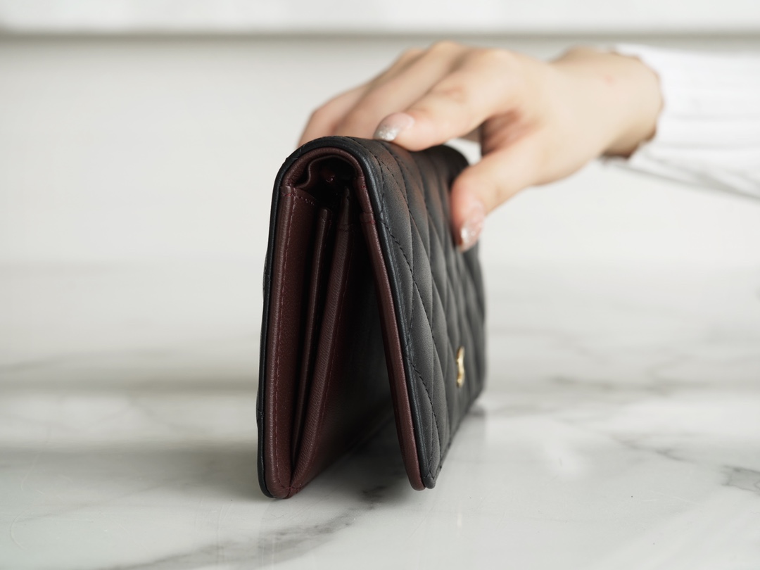 샤넬 플랩 장지갑 램스킨 금장 A31509