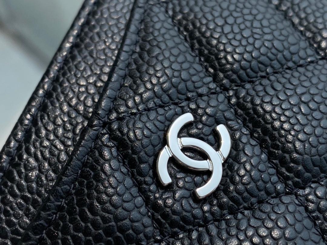 샤넬 클래식 카드지갑 캐비어 은장 블랙 AP0213