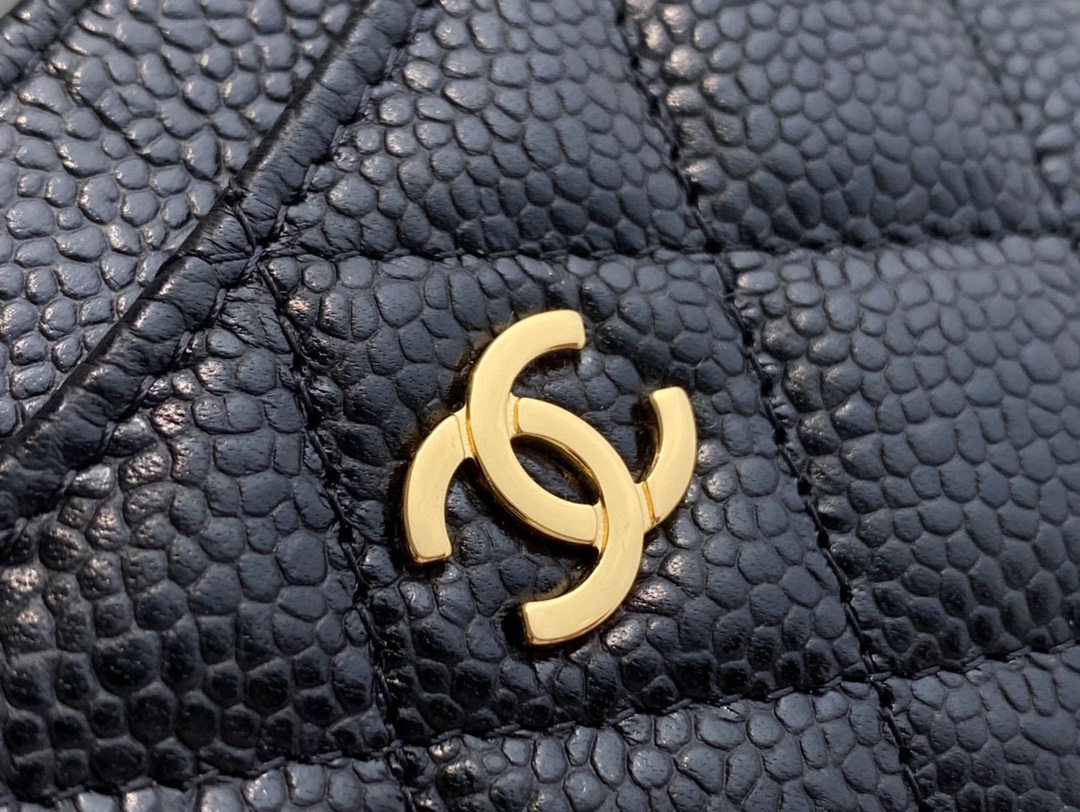 샤넬 클래식 카드지갑 캐비어 금장 블랙 AP0213