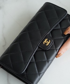 샤넬 장지갑 램스킨 금장 A80758