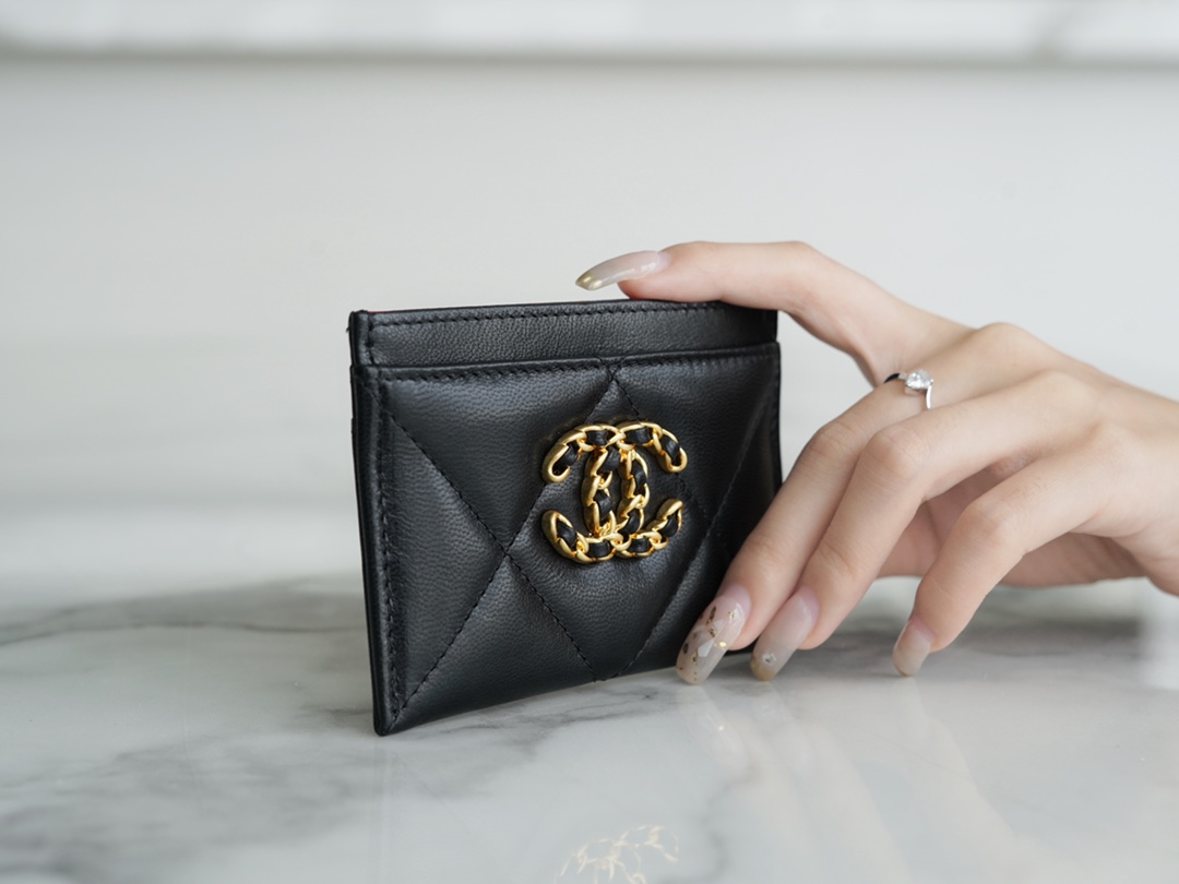 샤넬 카드 지갑 램스킨 금장 블랙 AP1167